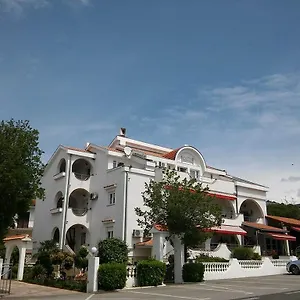 3* Gasthuis Garfild 2
